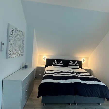 Strandhaus Marie-team Holiday home Goehren-Lebbin